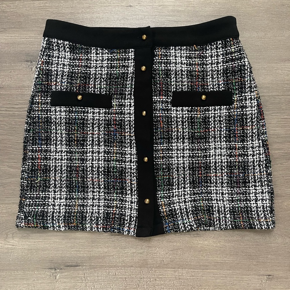 Multicolored Solid Trim Button Up Tweed Skirt